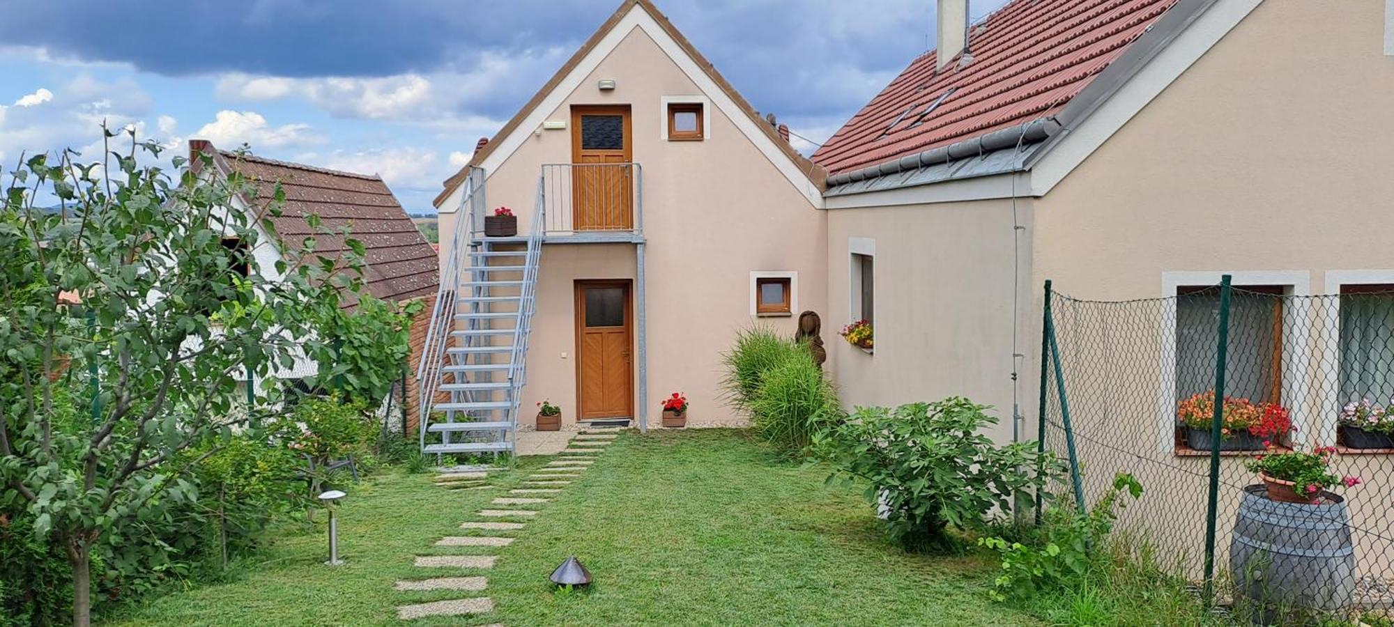 U Jecminka Villa Hlohovec Buitenkant foto